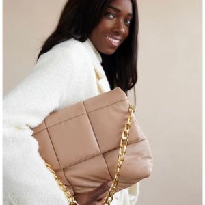 Vegan quilted puffer Crossbody